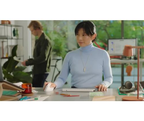 Logitech Lift Vertical langaton hiiri RF langaton + Bluetooth, 4000 DPI, ruusunpunainen