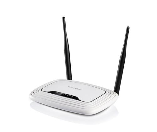 Langaton reititin TP-LINK Wireless Router 300 Mbps IEEE 802.11b IEEE 802.11g IEEE 802.11n 1 WAN...