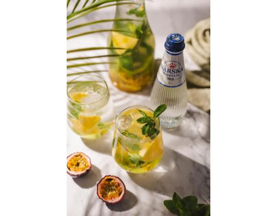 Kivennäisvesi FRESH Natural 0,33L hiilihapottomassa lasipullossa