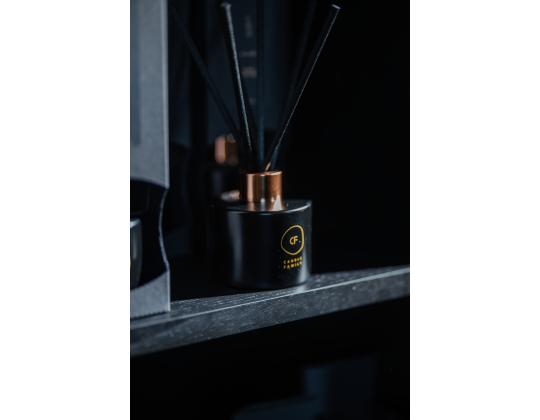 Kodinraikastaja CF Niche 50ml (Punainen rypäle / Omena / Ambra)