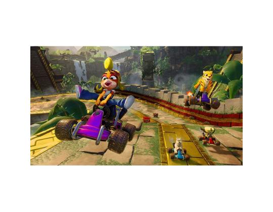 Vaihda peliä Crash Team Racing Nitro-Fueled
